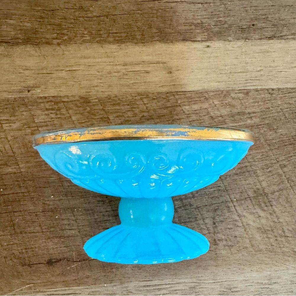 Vintage 70s Avon Bristol Blue Glass Bowl Soap Dish with Gold Rim Retro 1970s